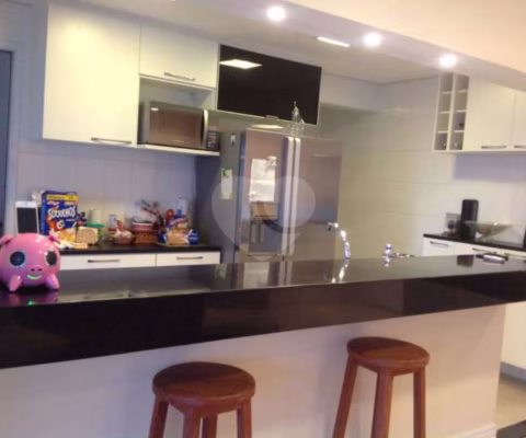 Apartamento com 3 quartos à venda em Vila Gumercindo - SP