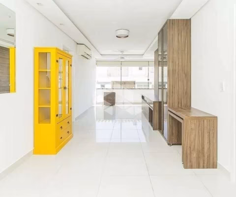 Apartamento de 3 dormitórios, 1 suíte e 2 vagas no bairro Jardim Lindóia em Porto Alegre-RS!