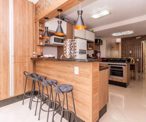 Sobrado para venda com 3 quartos, sendo 3 suítes, 153m²