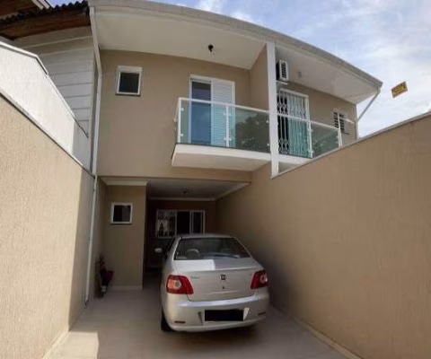 Sobrado para venda com 3 quartos, sendo 1 suíte, 94m²