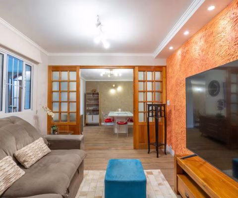 Sobrado para venda com 3 quartos, sendo 1 suíte, 240m²