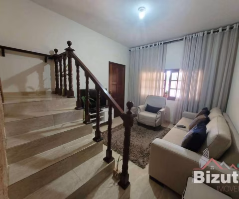 Casa com 3 quartos à venda em Parque Paulista-Francisco Morato-SP.