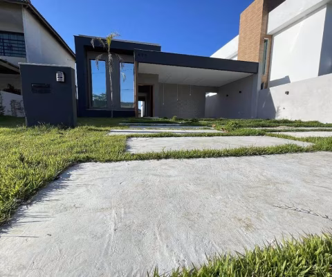 Belíssima casa no condomínio Blue Garden na Nova São Pedro.