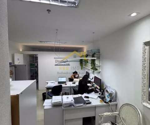 Paralela Wall Street Sala Comercial com Banheiro  33,5m²