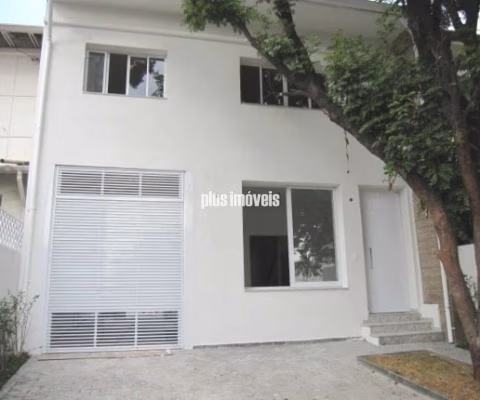 Pinheiros! Ótimo para investimento!