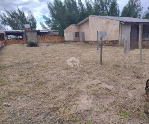 Terreno na Praia de Imara, em Imbé com 300 m2 próximo do mar.