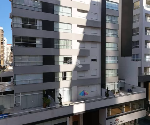 Apartamento de 82m² para venda por R$ 699.000