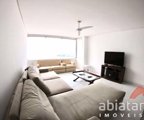 Apartamento de 122m² com 3 dormitórios e vaga - Pitangueiras
