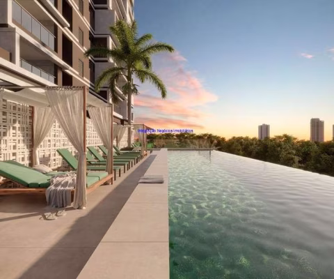 Apartamento  180,65m², 04 dormitórios (sendo suítes), 05 banheiros e 03 vagas de garagem; (Fotos ilustrativas).  Condomínio com portaria, segurança