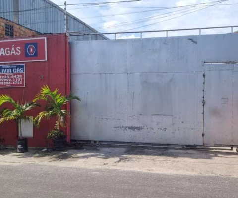 GALPÃO/DEPÓSITO NO CONJUNTO VALPARAISO NO BAIRRO DO COQUEIRO! ÁREA DE 196M². MEDINDO 7M² DE FRENTE POR 28M² DE FUNDOS.