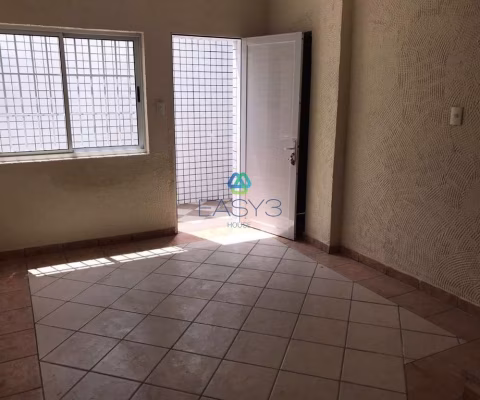Casa com 2 quartos para alugar na Rua Azevedo Soares, 1525, Vila Gomes Cardim, São Paulo
