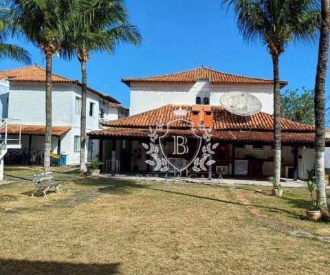Casa com 2 dormitórios à venda, 60 m² por R$ 240.000,00 - Parque Burle - Cabo Frio/RJ
