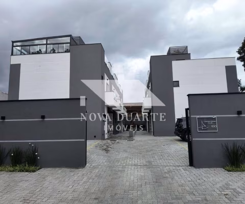 Vende-se Casas Triplex no Condomínio Capricórnio Club  A 200m da Praia em Caraguatatuba