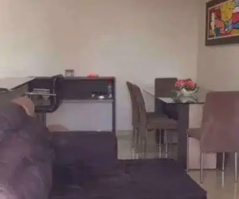 Alugo Apartamento mobiliado com 3 quartos, 1 vaga na Generalíssimo Deodoro