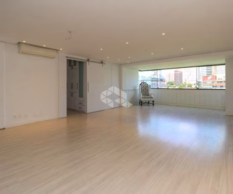 Apartamento em Moinhos de Vento