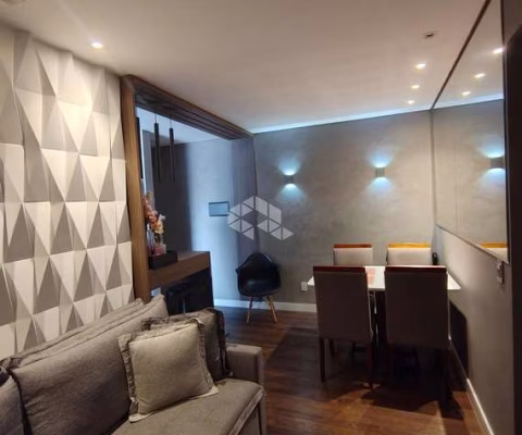 Apartamento em Parque Reboucas