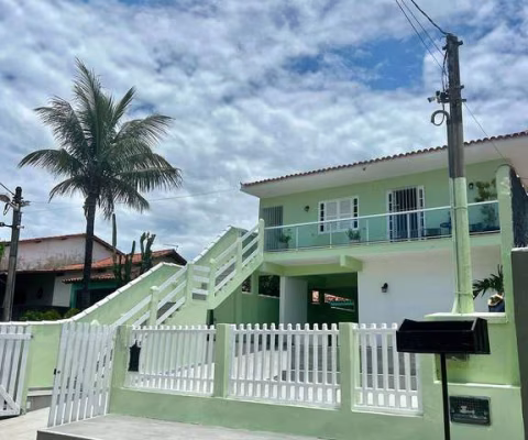 Ótima Casa a 200 metros da lagoa
