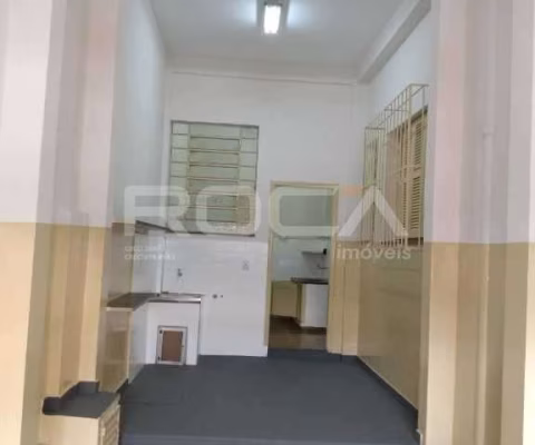 Casa comercial à venda com 3 dormitórios no bairro Campos Elíseos em Ribeirão Preto.