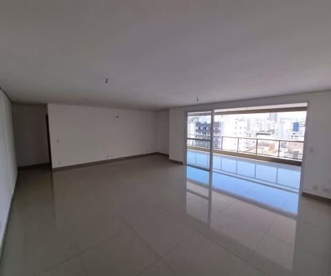 Apartamento alto padrão com vista mar no Embaré
