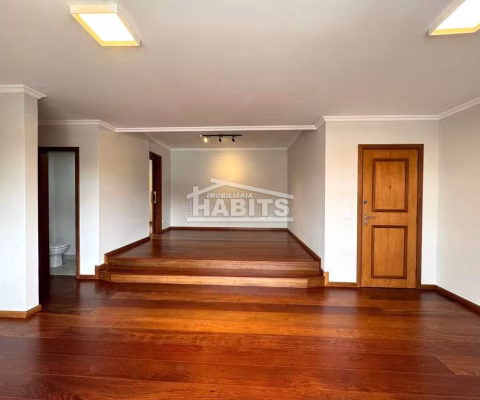 Apartamento com 4 quartos para alugar na Avenida Visconde de Guarapuava, 4177, Batel, Curitiba
