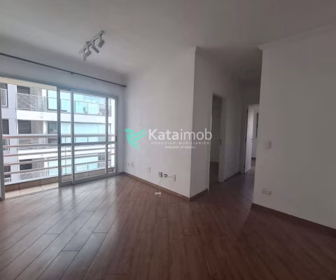 Apartamento aconchegante  para locação, 2 dormitórios, 1 banheiro, 1 vaga e com sacada, á 8 minutos