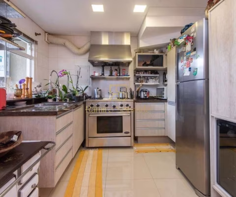 Sobrado a venda, Guabirotuba, 4 dormitorios, 3 vagas de garagem, em condominio fechado,CURITIBA - PR