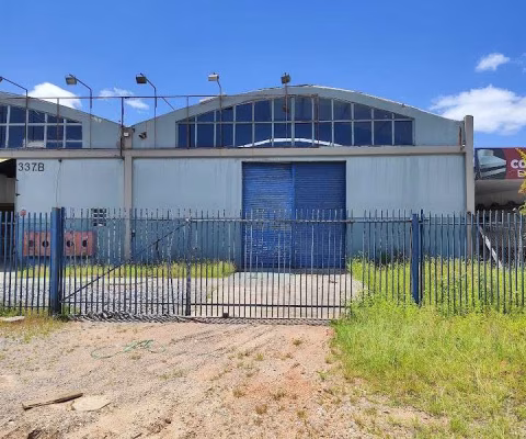 Galpão para alugar, 570.00 m2 por R$9800.00  - Uberaba - Curitiba/PR