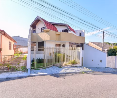 Excelente Oportunidade de Compra de uma Casa Ampla e Confortável no bairro Campina do Siqueira, em Curitiba-PR