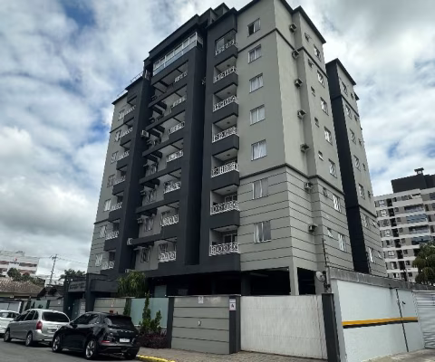 Apartamento semimobiliado com 2 quartos à venda no bairro Bom Retiro em Joinville - SC por R$ 350.000,00.