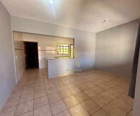 Casa com 2 dormitórios à venda, 64 m² por R$ 397.000 - Jardim Alvinópolis - Atibaia/SP