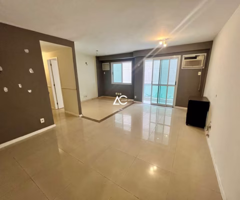 Venda de Apartamento de Alto Padrão na Freguesia (Jacarepaguá), Rio de Janeiro - 3 Quartos, 1 Suíte, 2 Salas, 3 Banheiros e 2 Vagas de Garagem - 97m².