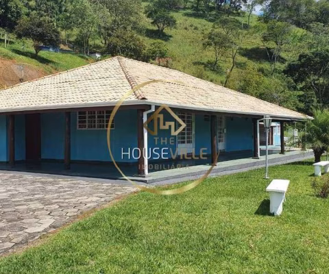 Sitio com 2 alqueires, Casa de 3 Dormitórios, Monteiro Lobato.