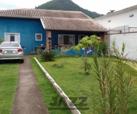 Casa com 2 quartos à venda na Rua Paty, 444, Martim de Sá, Caraguatatuba