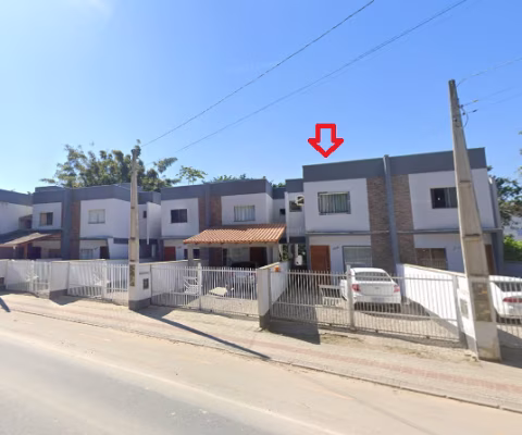 Oportunidade!! Sobrado 02 dormitórios, valor diferenciado. VENDA ABAIXO DO VALOR DE MERCADO!
