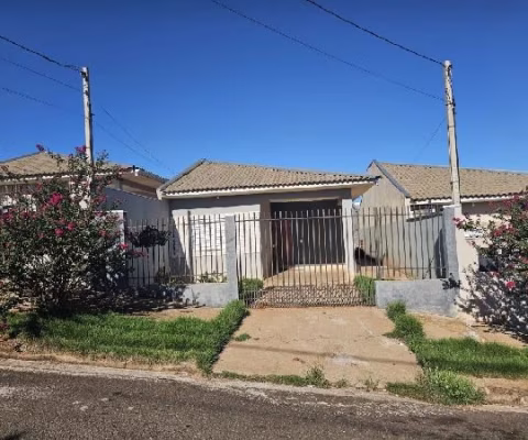 Oportunidade!! Casa 02 dormitórios, valor diferenciado. VENDA ABAIXO DO VALOR DE MERCADO!