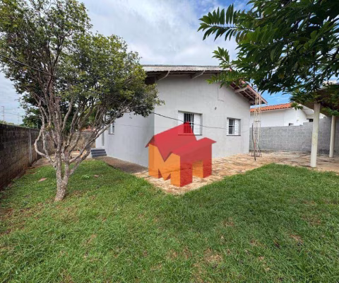 Casa com 4 dormitórios para alugar, 122 m² por R$ 1.921/mês - Vila São Pedro - Americana/SP