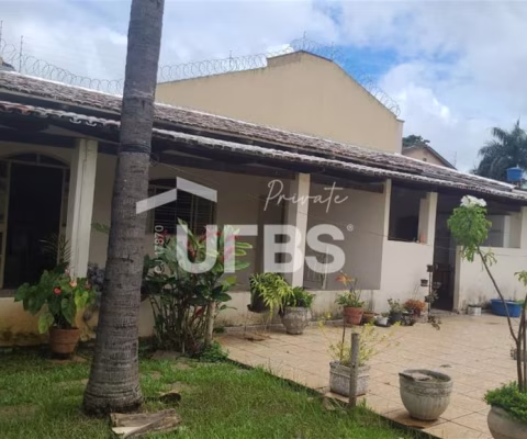 casa  no setor jaó  com 3 quartos e duas suítes