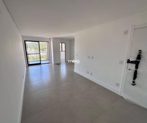 Apartamento com 3 dormitórios na Praia Brava de Itajaí