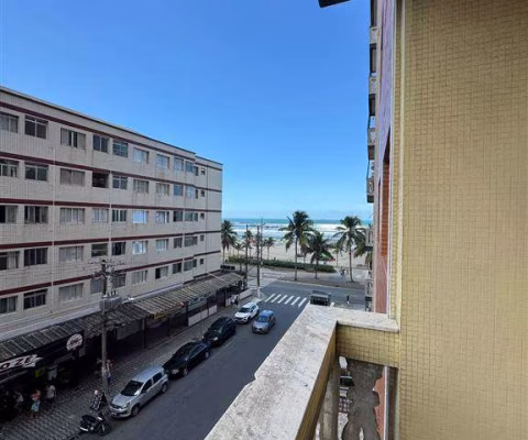 395MIL APARTAMENTO HÁ 50 METROS DA PRAIA DA VILA TUPI SACADA ELEVADOR