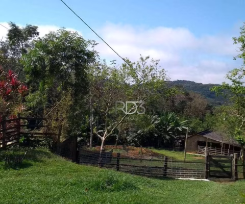 Chácara com 3 dormitórios à venda, 96800 m² por R$ 1.400.000,00 - Zona Rural - Antonina/PR