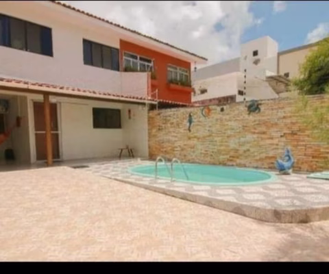 Casa mobiliado e espaçosa no Jardim Oceania!