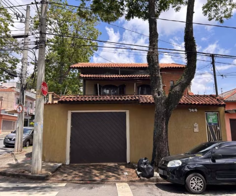 Aconchegante sobrado para venda com 3 quartos, sendo 1 suíte, 175m²