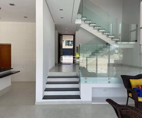 Casa 4 suítes - 367 m2 a/t -Res. 5- Alphaville - Santana Parnaíba - 3.200.000,00