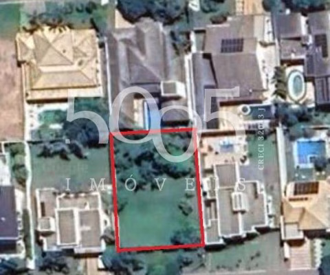 Terreno à venda no Condomínio Santa Mônica de 798m² de área total, excelente localização