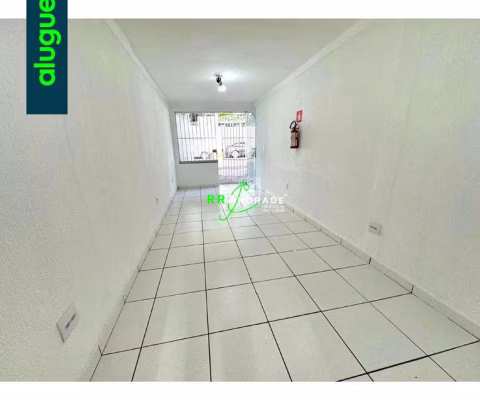 Aluga-se Cômodo Comercial na Rua Major Claudiano