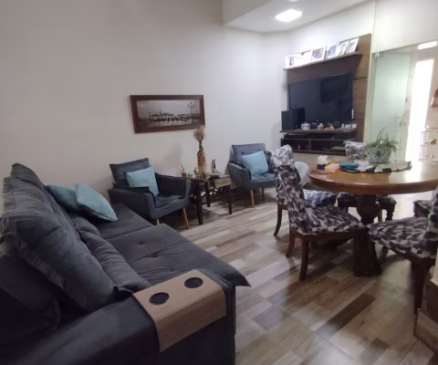 Sobrado Triplex 3 dorms Campo Grande