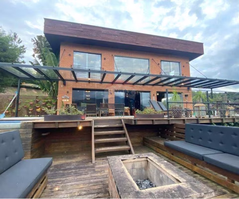 Casa com a vista mais linda da Pedra Azul