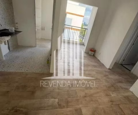 Apartamento à venda no Condomínio Cidade Jaguaré em São Paulo-SP, no bairro Jaguaré: 2 quartos, 1 banheiro, 1 vaga de garagem e 44,00 m² de área.