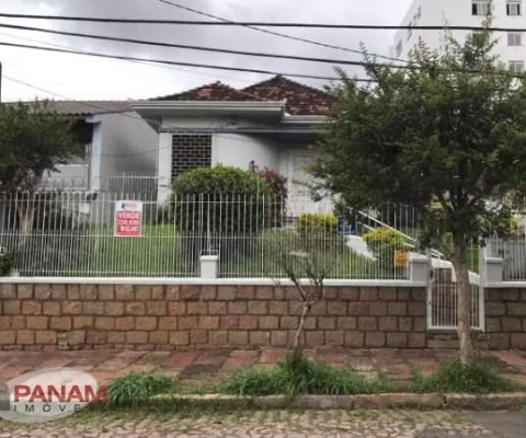 Casa com 3 quartos à venda na Rua Domingos Martins, 49, Cristo Redentor, Porto Alegre