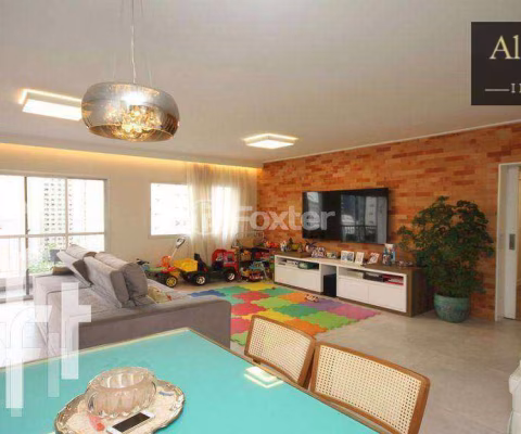 Aclimação com 3 suites e 2 vagas